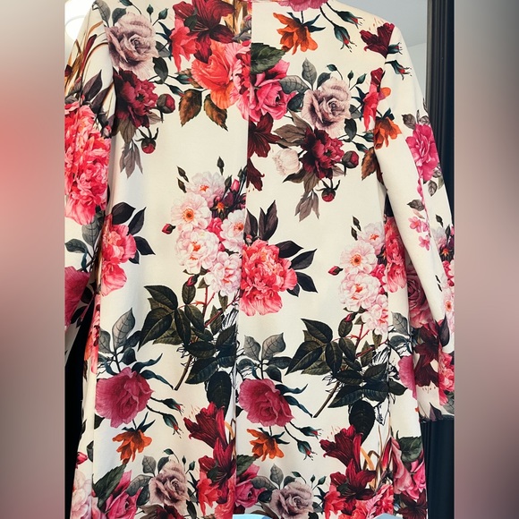 Floral Blazer - Picture 5 of 5